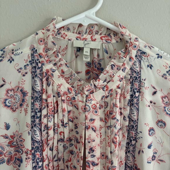 Joie Cream and Pink Floral Blouse - Picture 3 of 8